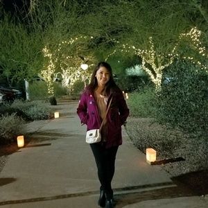 Meet your Posher, Joyce